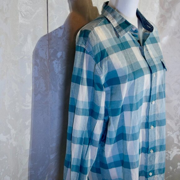 GAP Women's Blue & White Plaid Flannel Button-Up Blouse Size | L - Picture 4 of 5